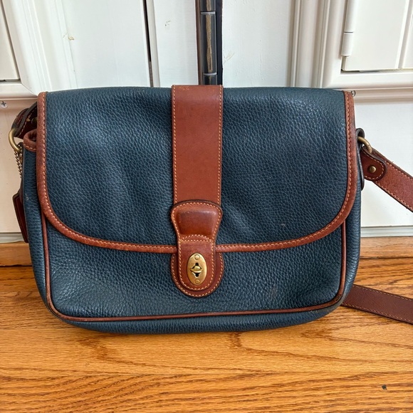 Vintage 1980’s Coach Sheridan Mayfield Navy Blue Pebbled Leather w/ Brown Trims - Picture 1 of 11